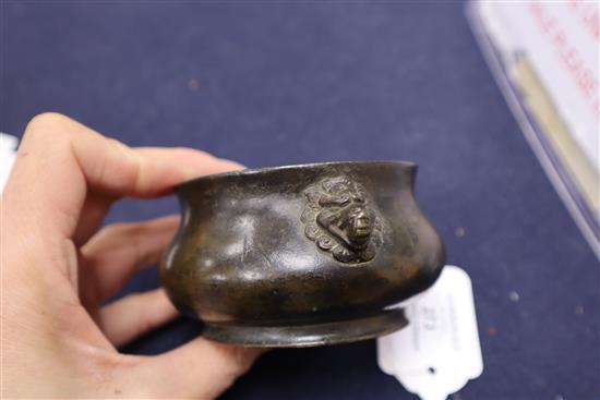 A 19th century Chinese bronze censer, Xuande mark height 5.5cm